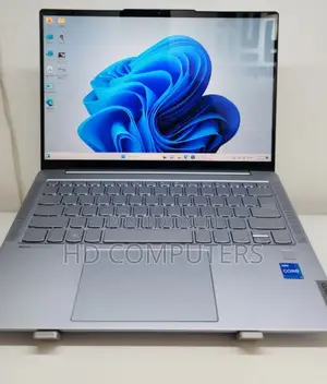New Laptop Lenovo 16GB Intel Core i5 SSD 512GB