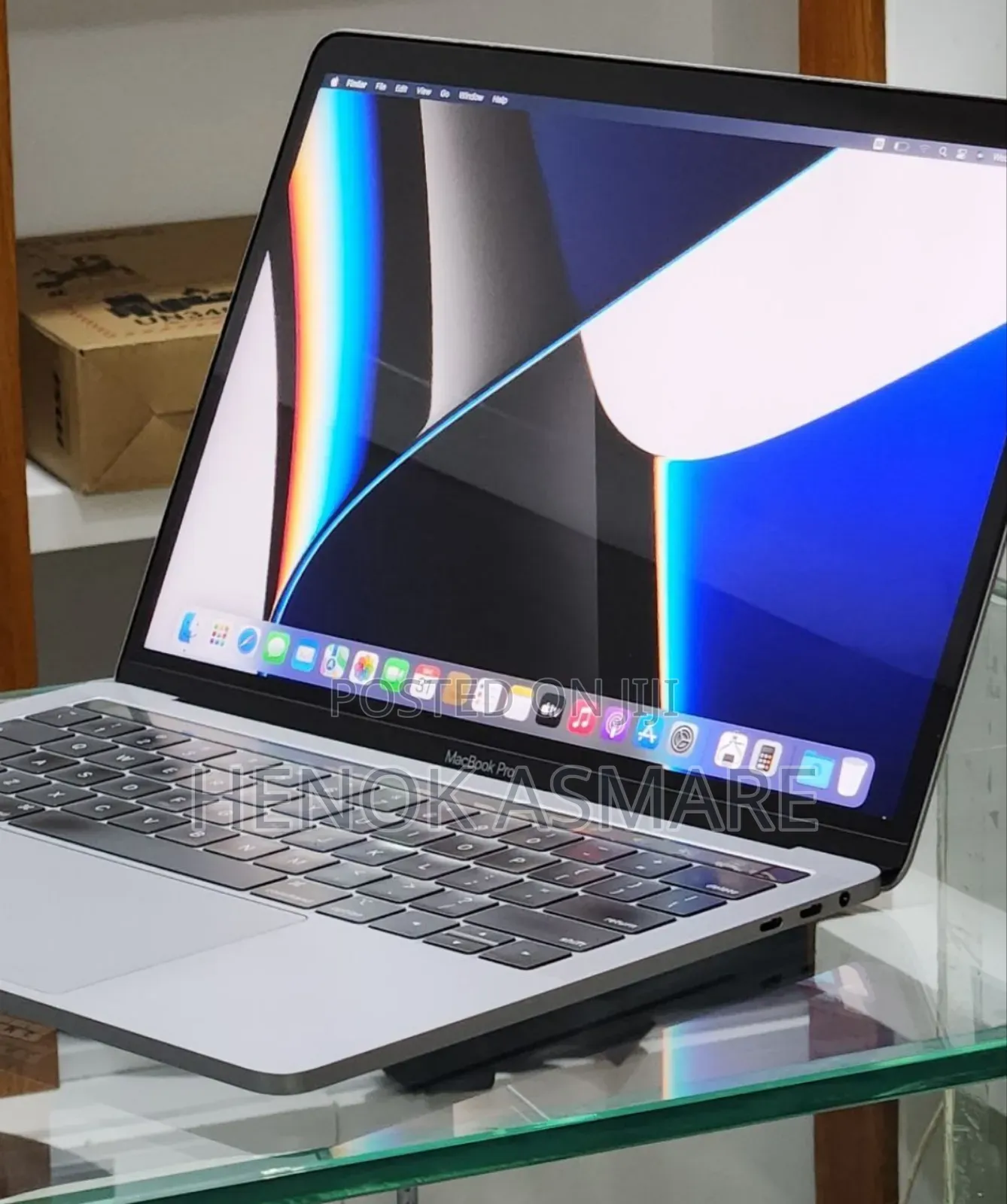 New Laptop Apple MacBook Pro M1 16GB Apple M1 SSD 256GB