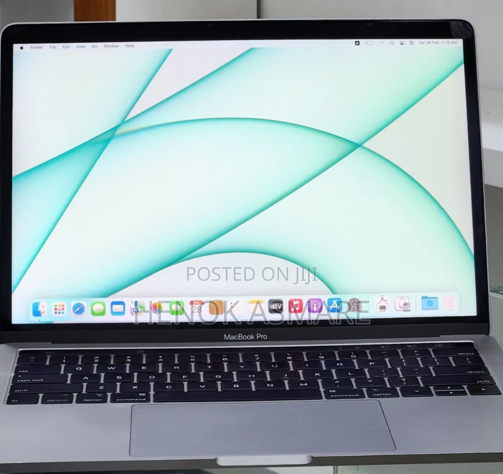 New Laptop Apple MacBook Pro 2019 16GB Intel Core i7 SSD 1T