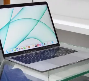 New Laptop Apple MacBook Pro 2019 16GB Intel Core i7 SSD 1T