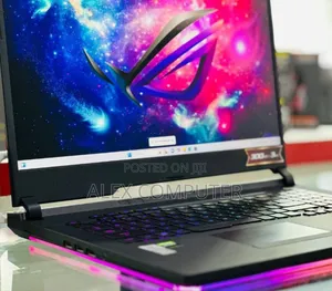 New Laptop Asus ROG Strix G15 16GB Intel Core i7 SSD 1T