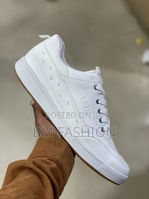 Cat (Caterpillar) All White Leather Shoes With Contrast Gum Outsole