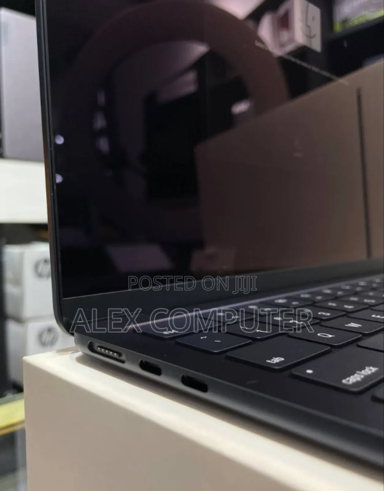 New Laptop Apple MacBook Air 2025 M4 13-inch 16GB Apple M4 SSD 512GB