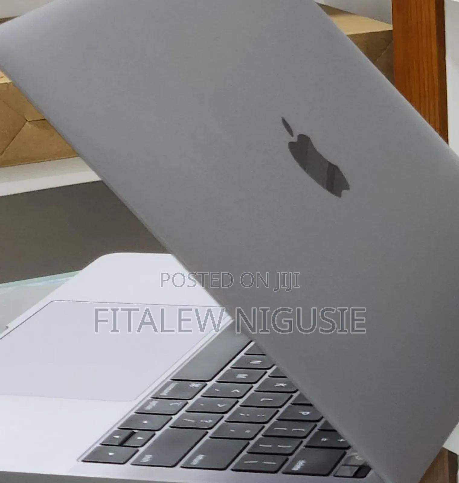 New Laptop Apple MacBook Pro M1 16GB Apple M1 SSD 256GB