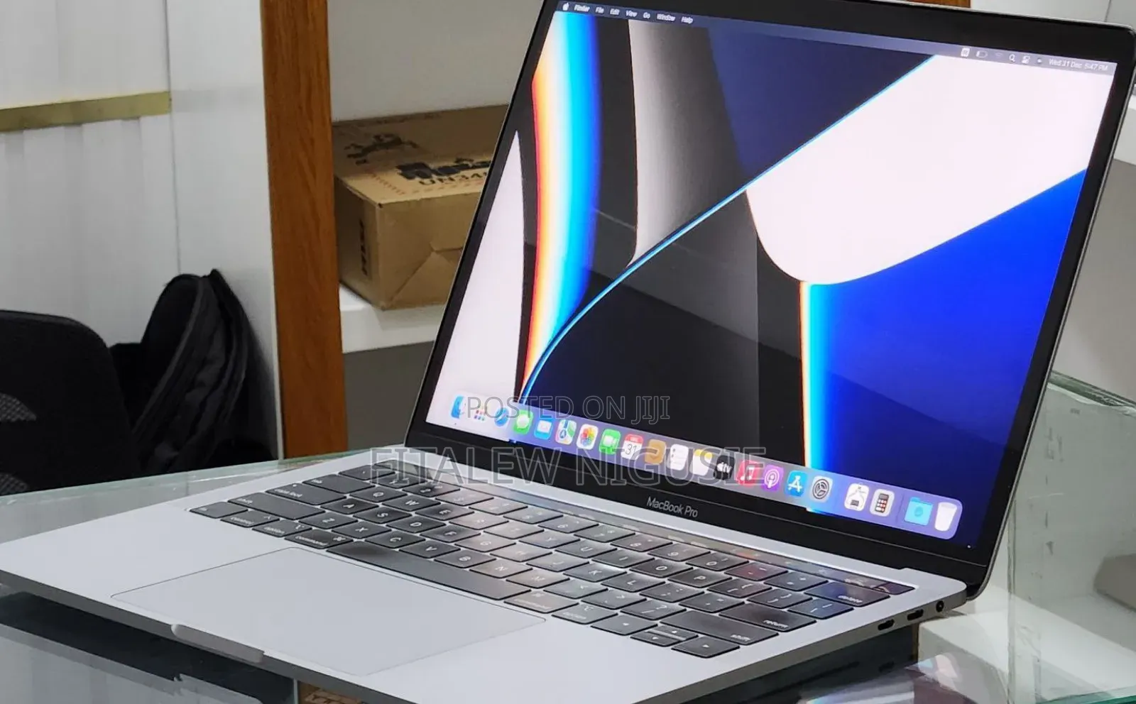 New Laptop Apple MacBook Pro M1 16GB Apple M1 SSD 256GB