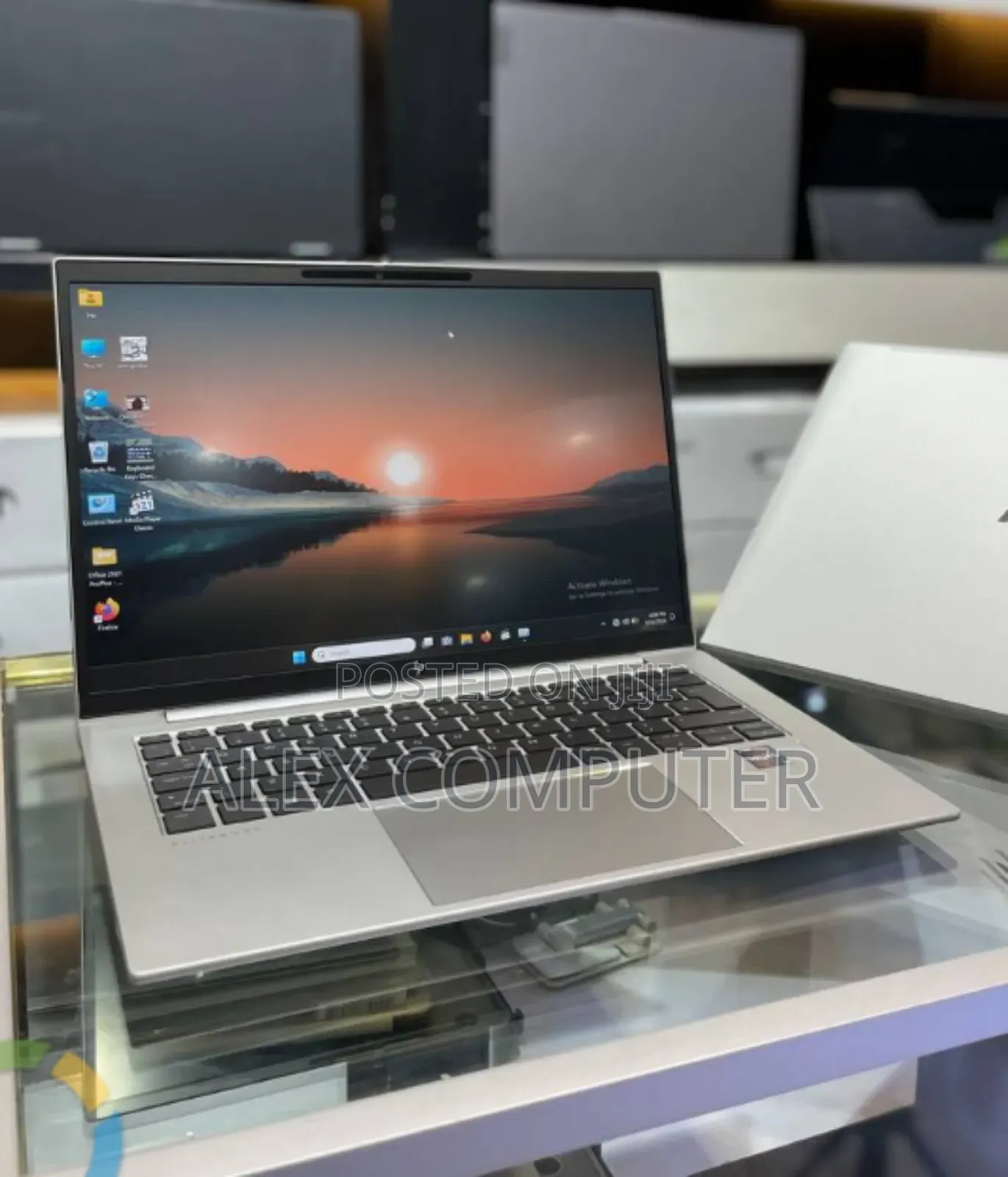 New Laptop HP EliteBook 840 G9 32GB Intel Core i7 SSD 512GB