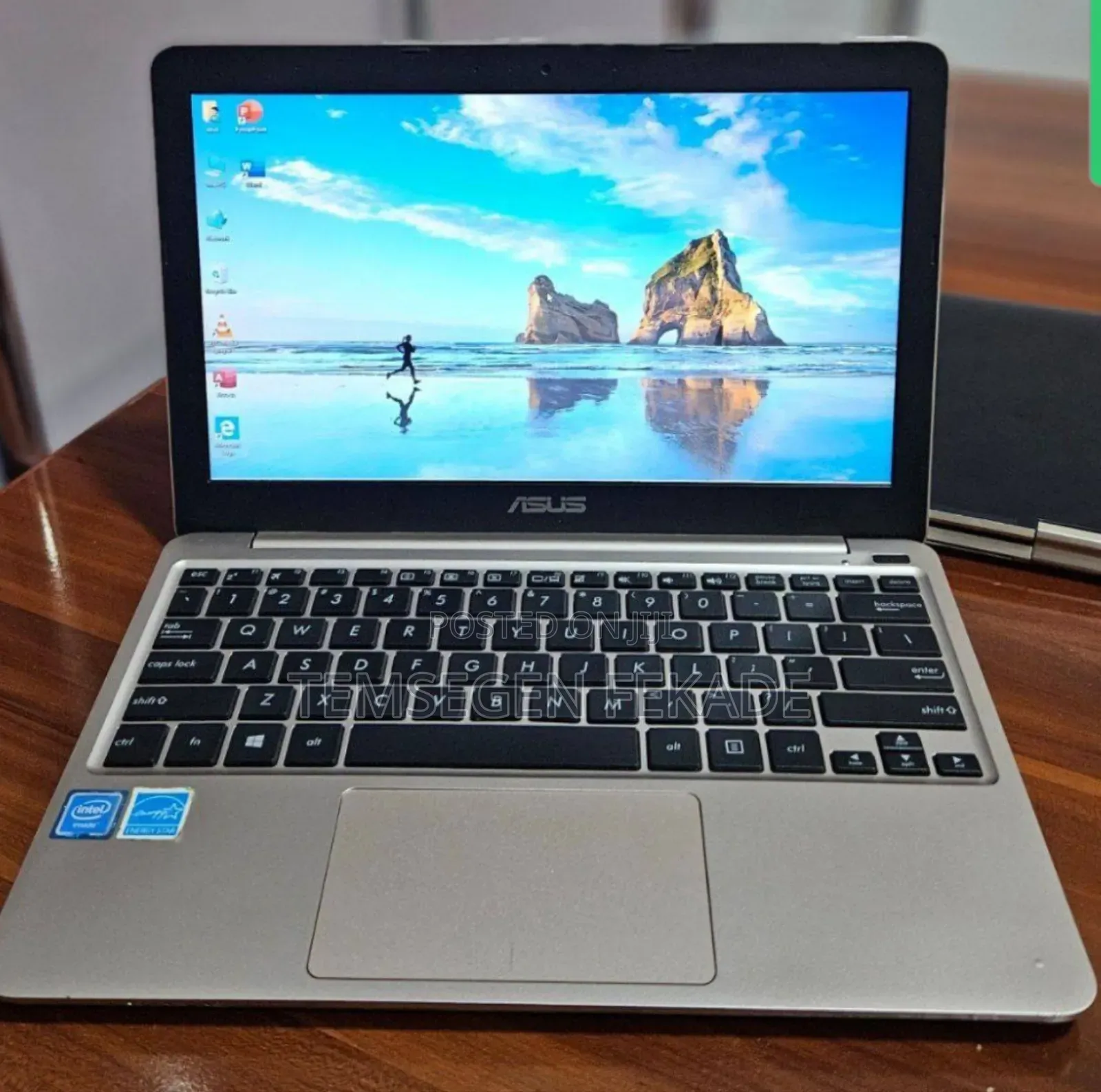 Laptop Asus 2GB SSD 32GB