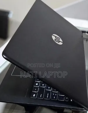 New Laptop HP Pavilion 15 8GB Intel Core i7 SSD 256GB