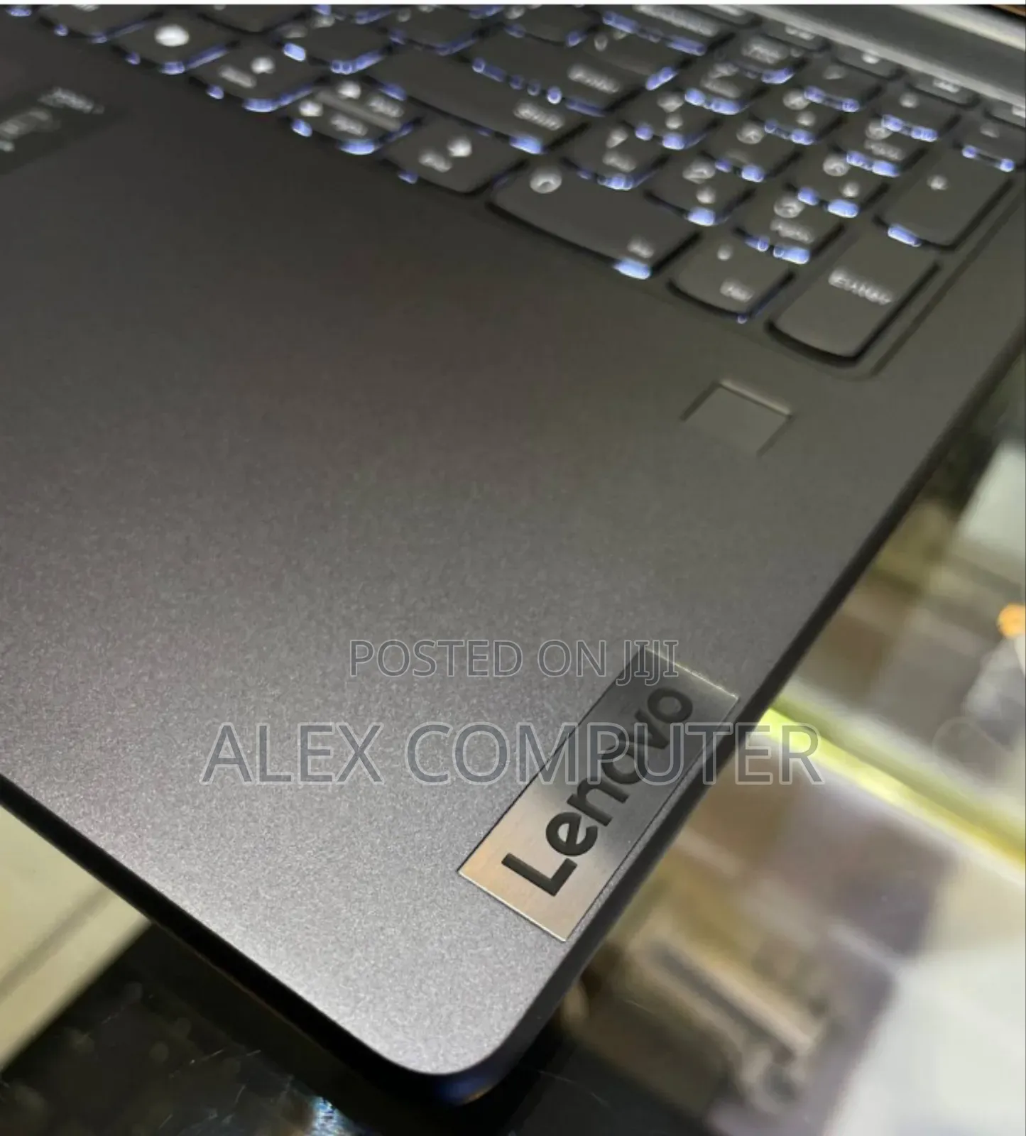 New Laptop Lenovo Yoga 7i 16GB Intel Core Ultra 7 SSD 1T