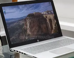 New Laptop HP Envy Pro 8GB Intel Core i5 HDD 1T