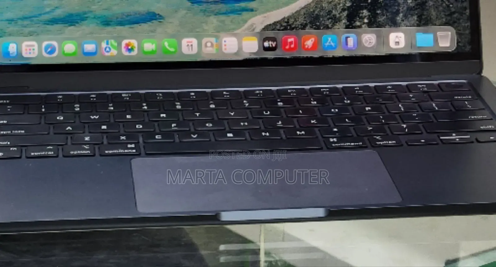 New Laptop Apple MacBook Air 2024 M3 15-inch 16GB Apple M3 SSD 512GB