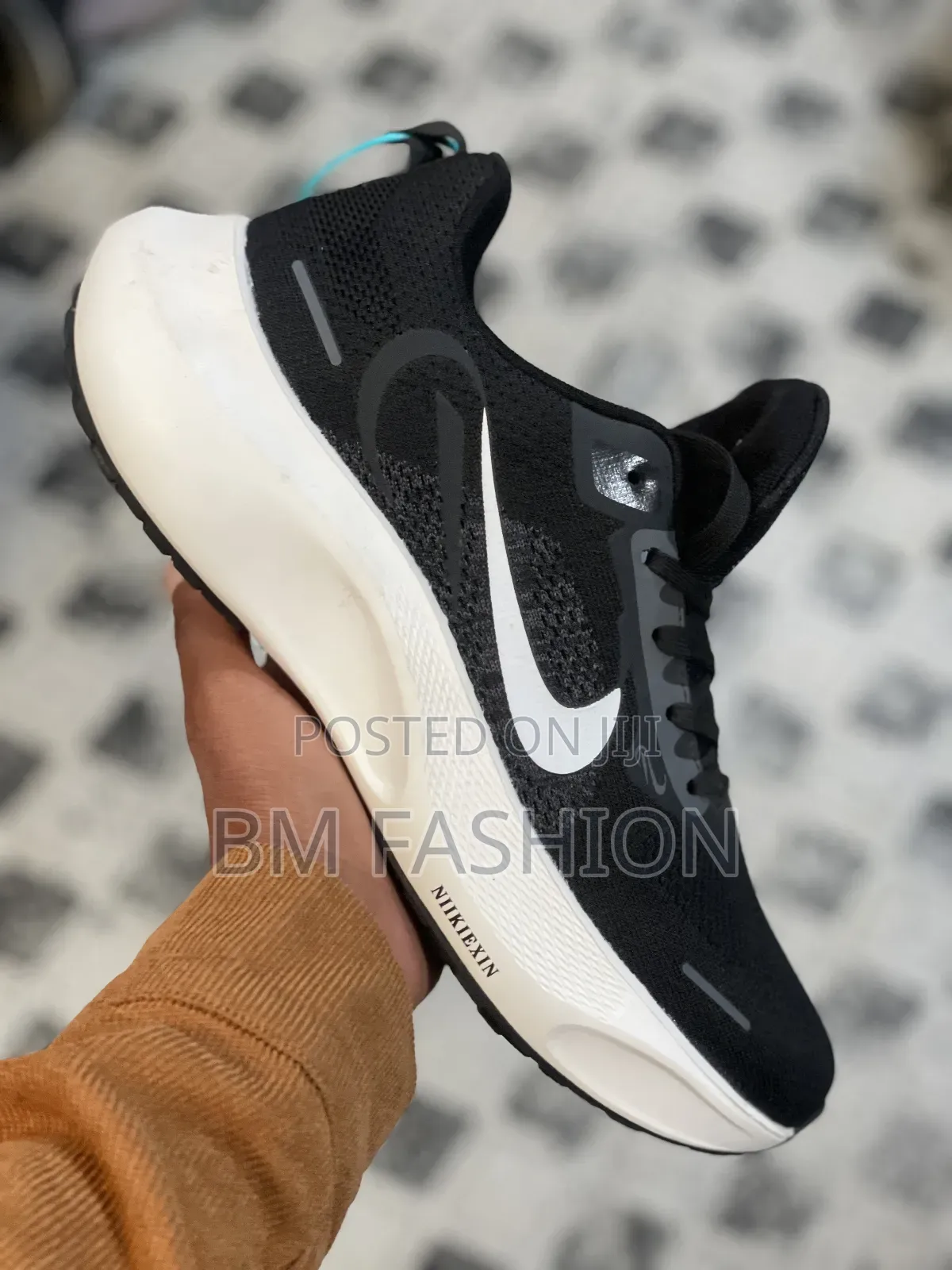 Nike Niikiexin Black White Mesh Running Shoes