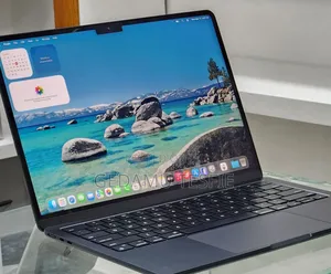 New Laptop Apple MacBook Pro 2024 M3 14-inch 16GB SSD 512GB