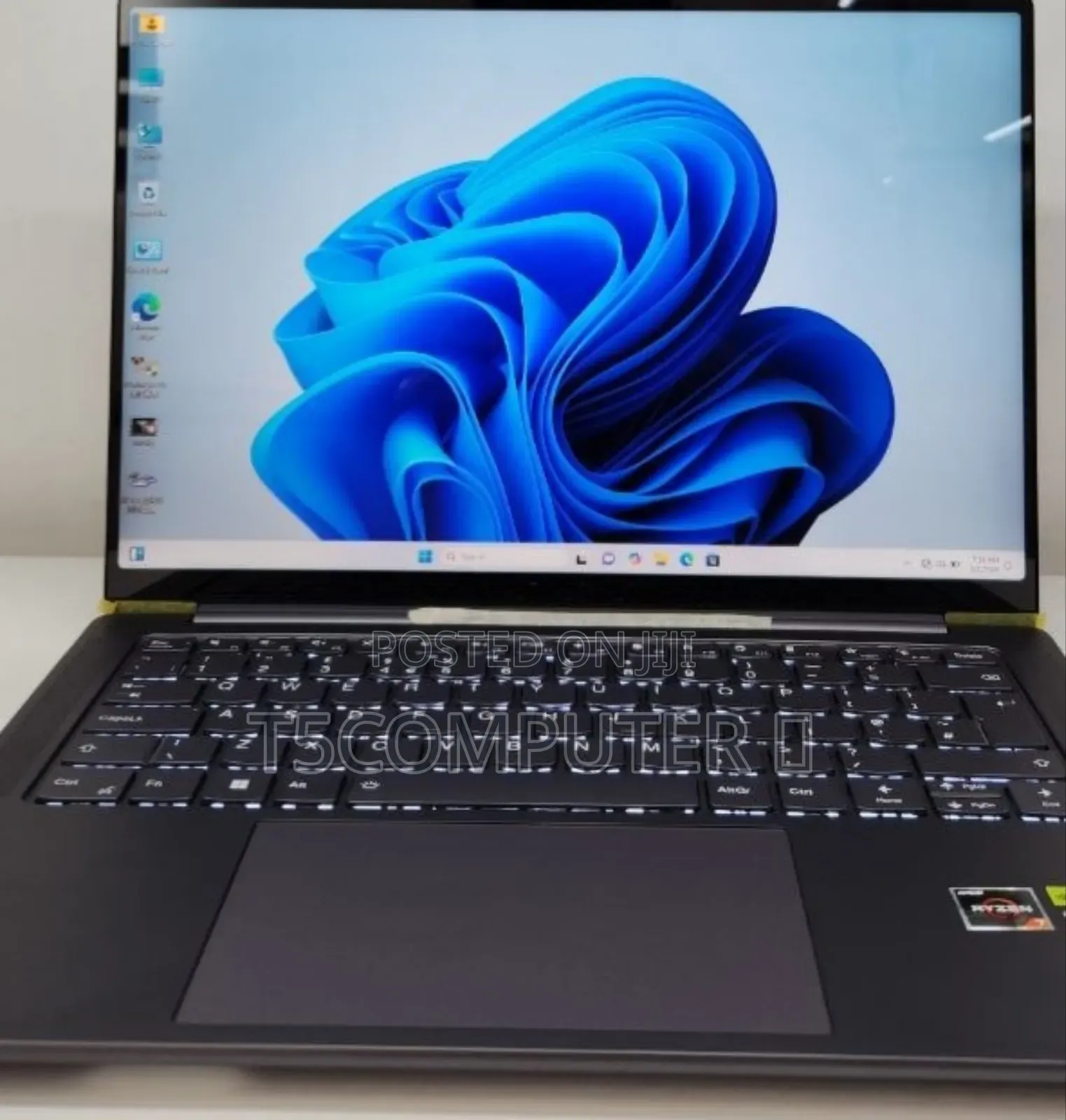 New Laptop Lenovo Yoga 7i 32GB AMD Ryzen 7 SSD 512GB