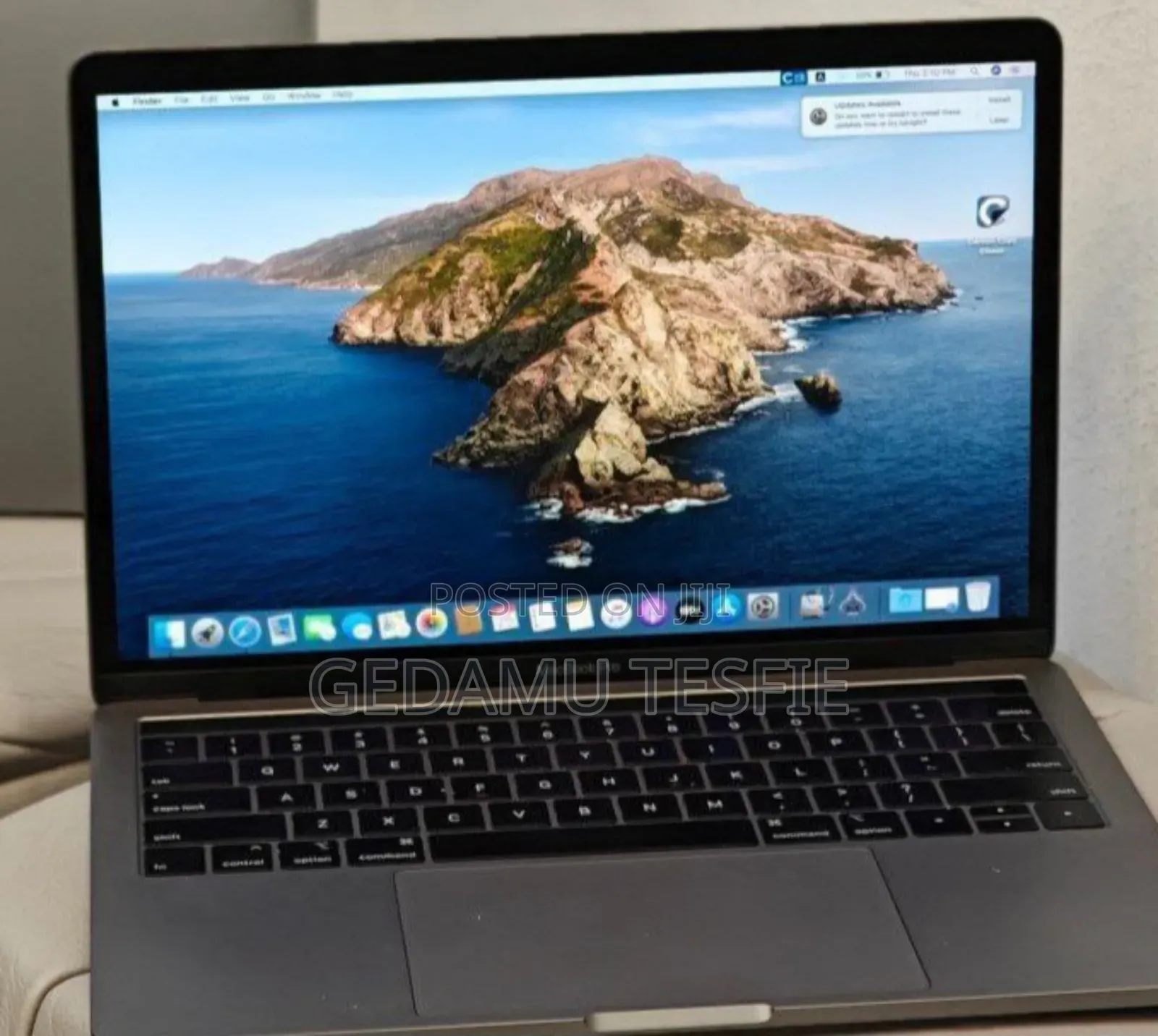 New Laptop Apple MacBook Pro 2019 16GB Intel Core i7 SSD 256GB