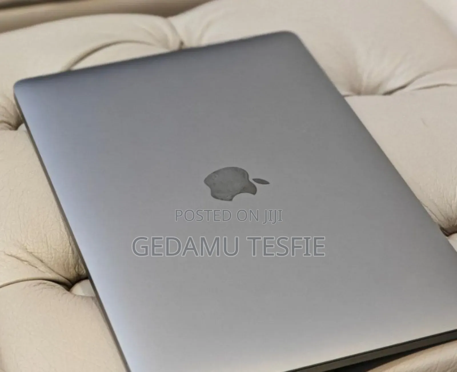 New Laptop Apple MacBook Pro 2019 16GB Intel Core i7 SSD 256GB