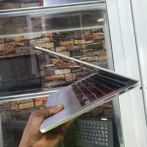 Laptop Apple MacBook Pro 2015 16GB Intel Core i7 SSD 512GB