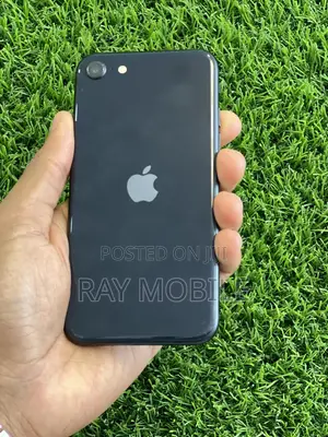 New Apple iPhone SE (2022) 64 GB Blue