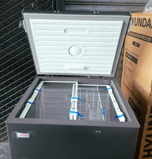 Akira Chest Freezer 220 Deep Freezers