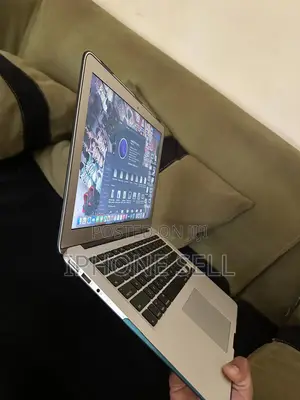 Laptop Apple MacBook Air 2017 8GB Intel Core i5 SSD 128GB