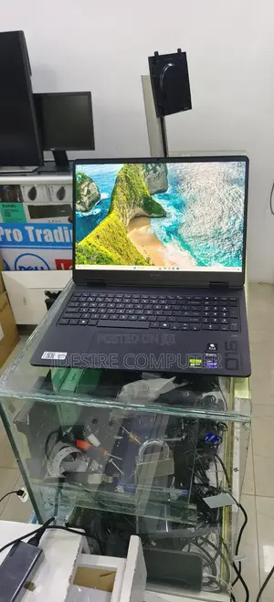 New Laptop HP Omen 16 32GB Intel Core i9 SSD 1T