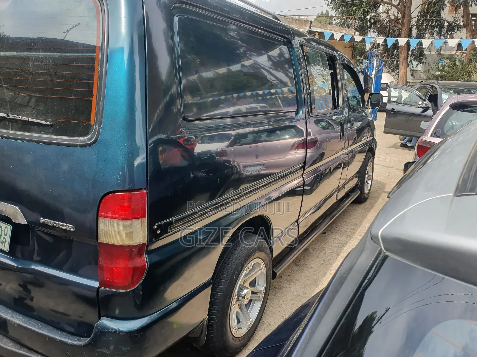 Toyota HiAce 2008 Teal