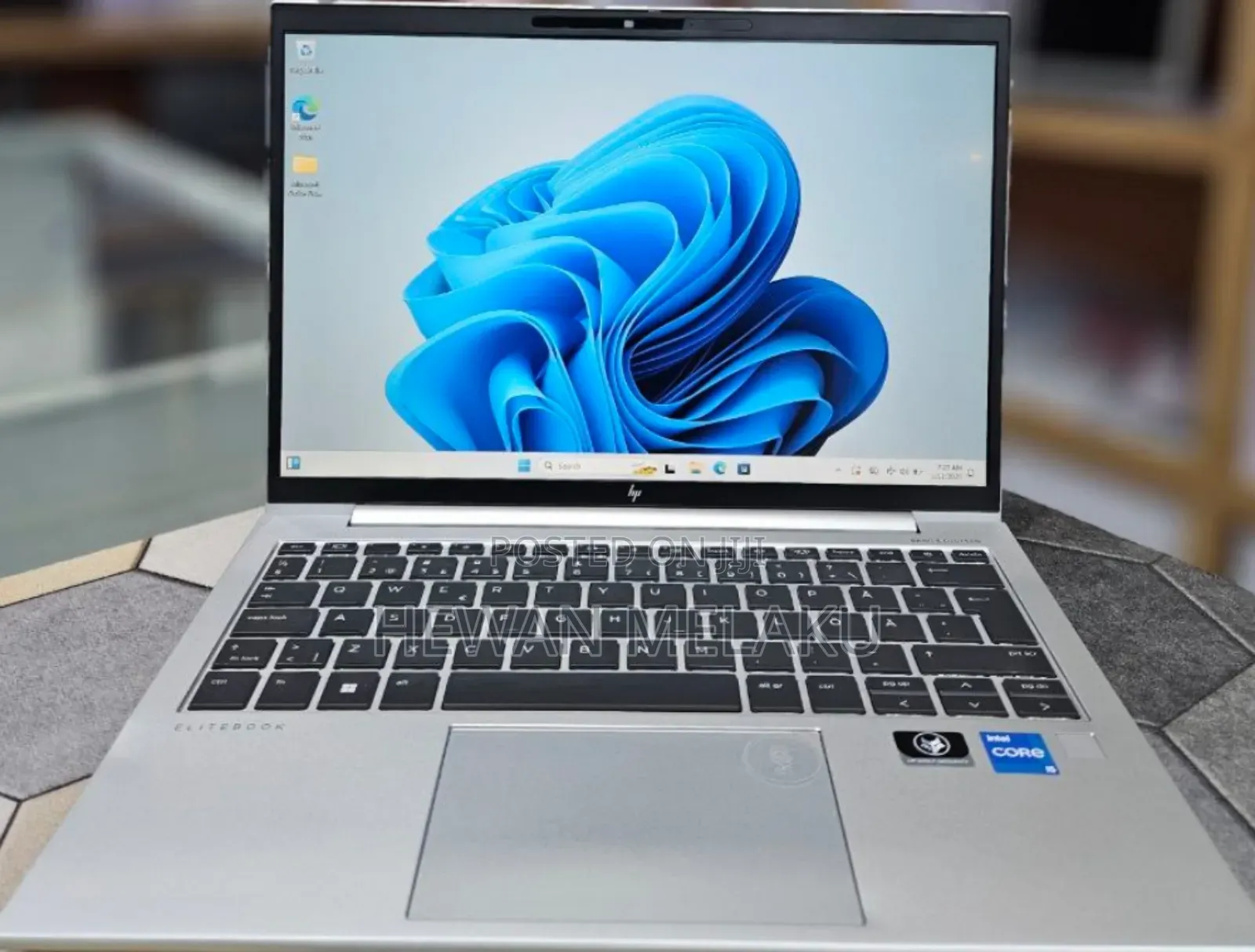 New Laptop HP EliteBook 830 G9 16GB Intel Core i5 SSD 512GB