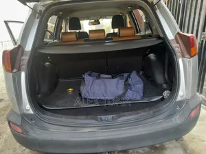 Toyota RAV4 2014 Silver