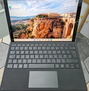 New Laptop Microsoft Surface Pro 7 16GB Intel Core i7 SSD 256GB