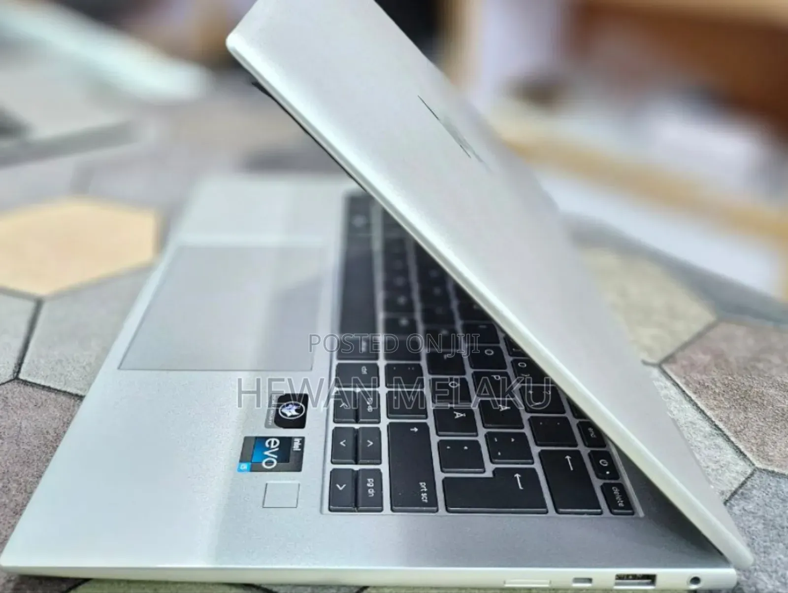 New Laptop HP EliteBook x360 1040 G9 16GB Intel Core i5 SSD 512GB