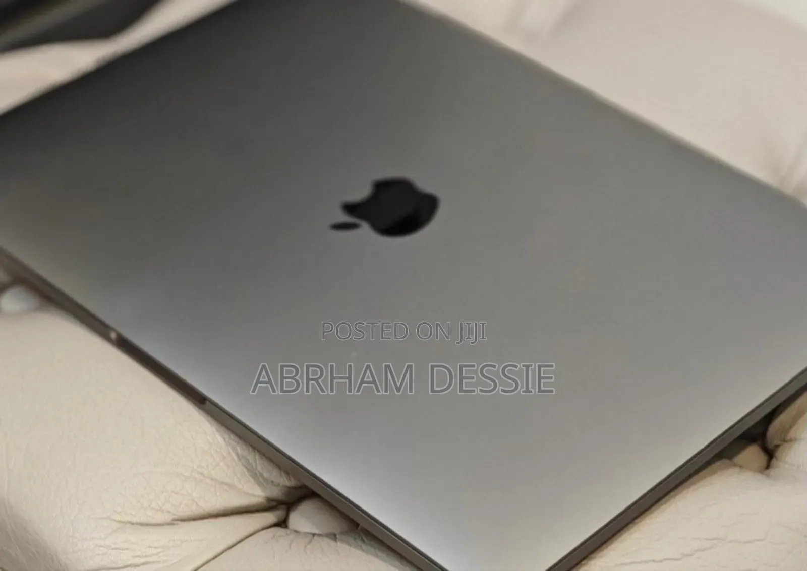 New Laptop Apple MacBook Pro 2019 16GB Intel Core i7 SSD 1T