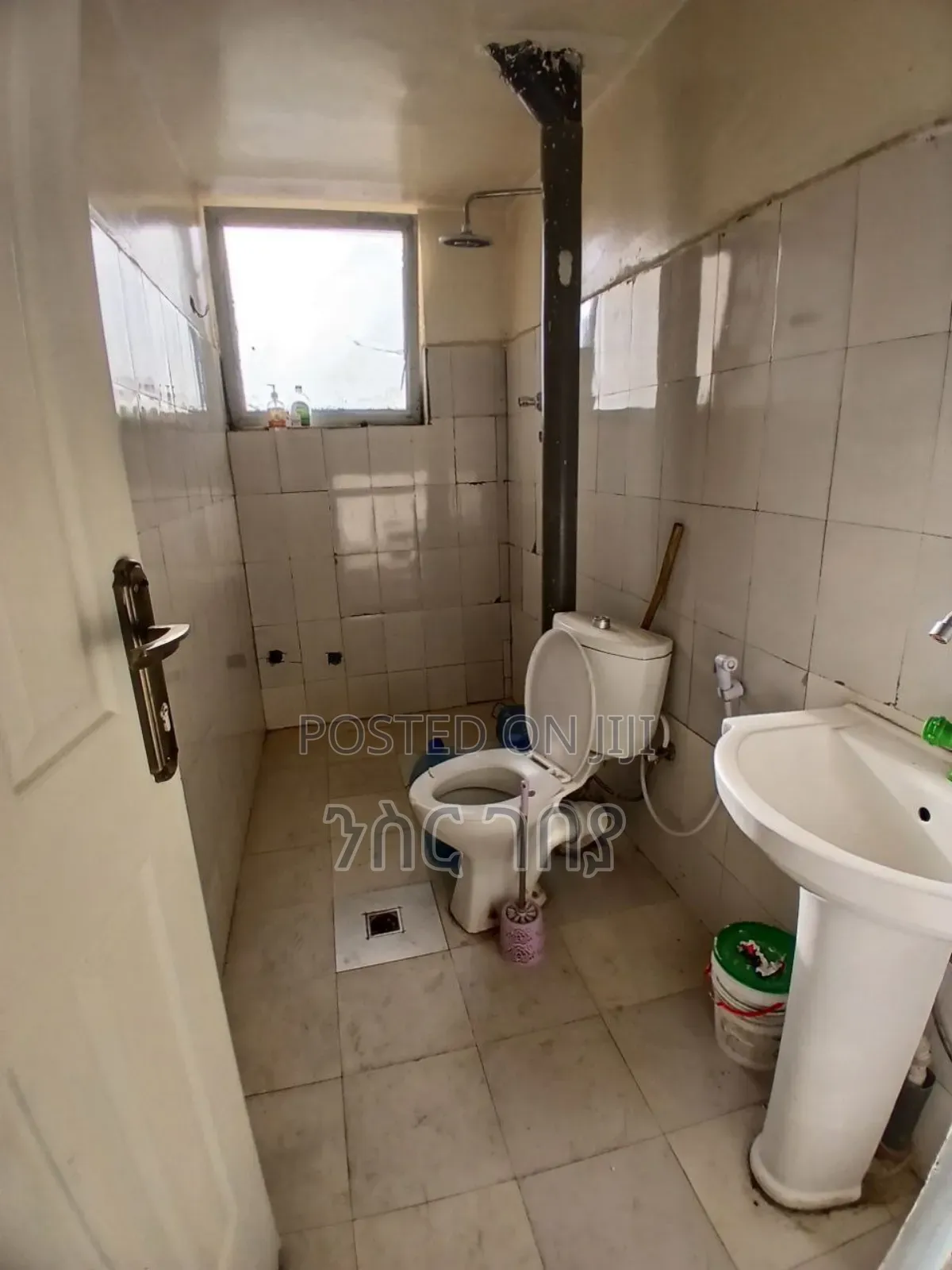 Furnished 2bdrm Condo in Ayat Ayer Menged, Yeka for rent