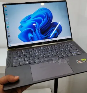 New Laptop Lenovo Yoga 7i 32GB AMD Ryzen 7 SSD 512GB