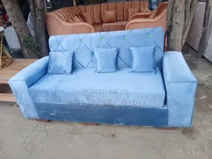 ባለ 3 ሶፋ በጥራት የተሰራ 12500