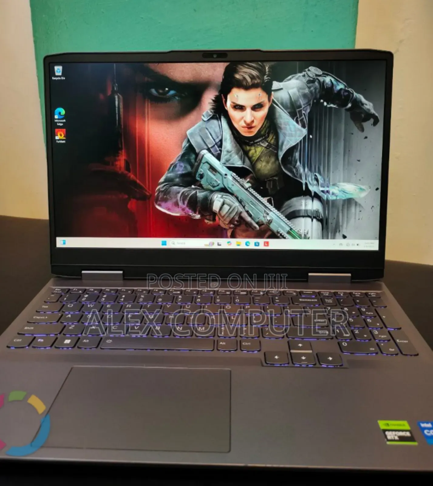 New Laptop Lenovo 8GB Intel Core i5 SSD 1T
