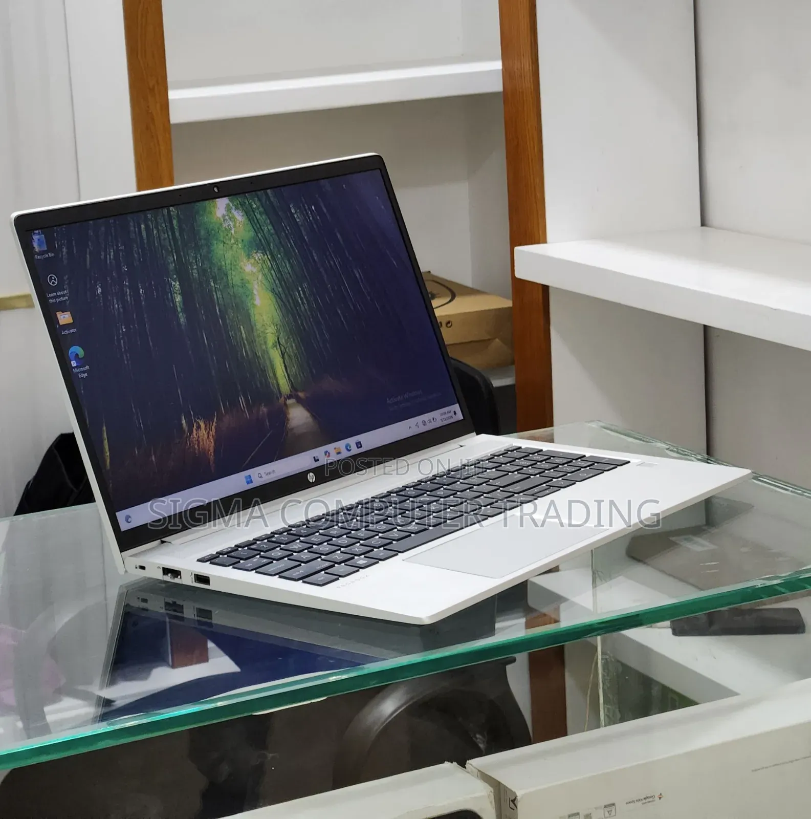 New Laptop HP ProBook 450 G8 16GB Intel Core i5 SSD 256GB