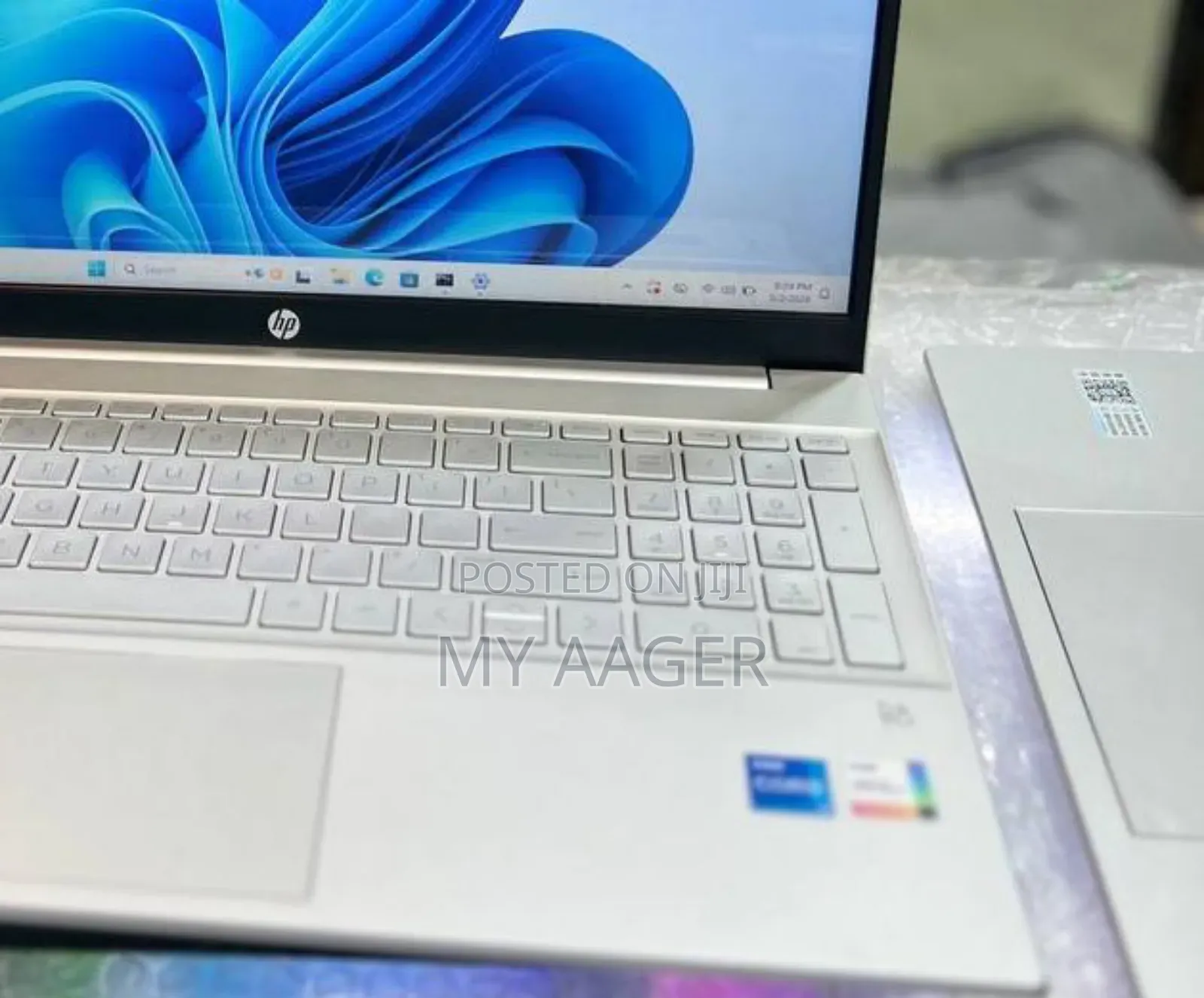 New Laptop HP Pavilion 15 8GB Intel Core i5 HDD 512GB