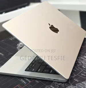 New Laptop Apple MacBook Pro 16GB SSD 512GB