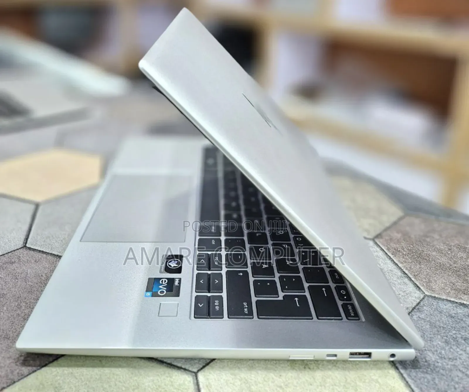 New Laptop HP EliteBook x360 1040 G9 16GB Intel Core i5 SSD 512GB