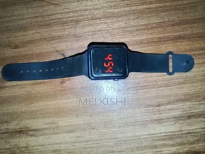 Simple Digital Watch