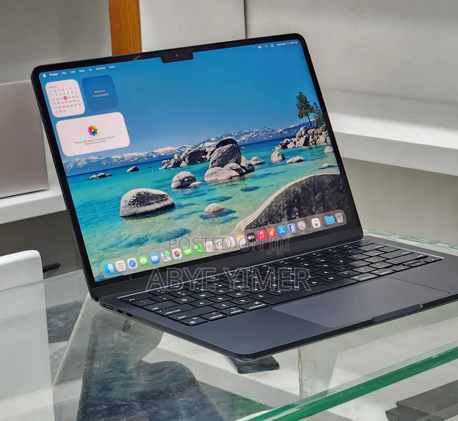 New Apple MacBook Air 2025 M4 15-inch 16GB Intel Core M SSD 512GB