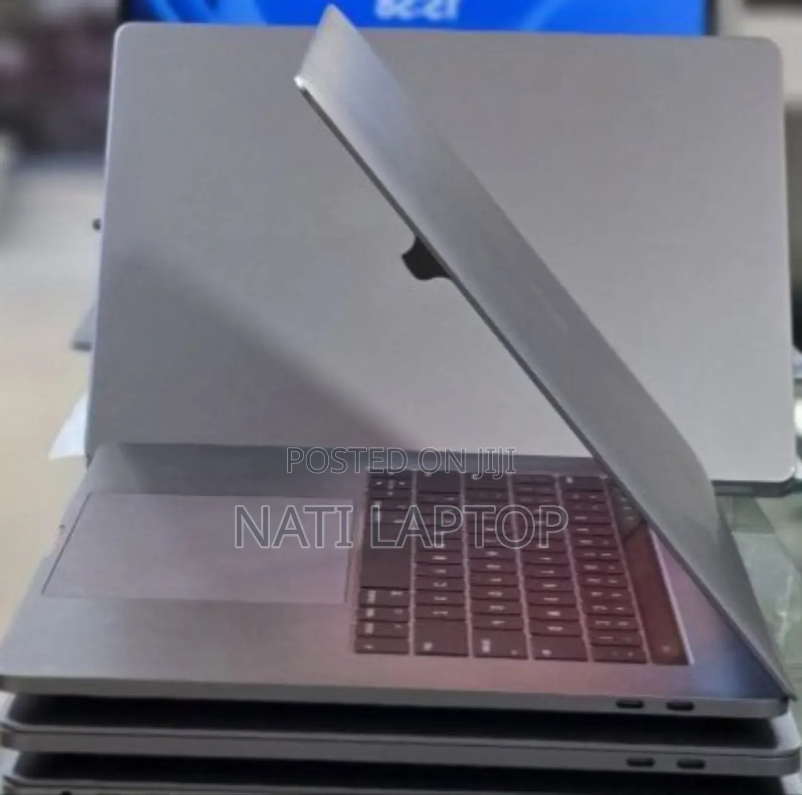 New Laptop Apple MacBook Pro 2019 16GB Intel Core i7 SSD 512GB