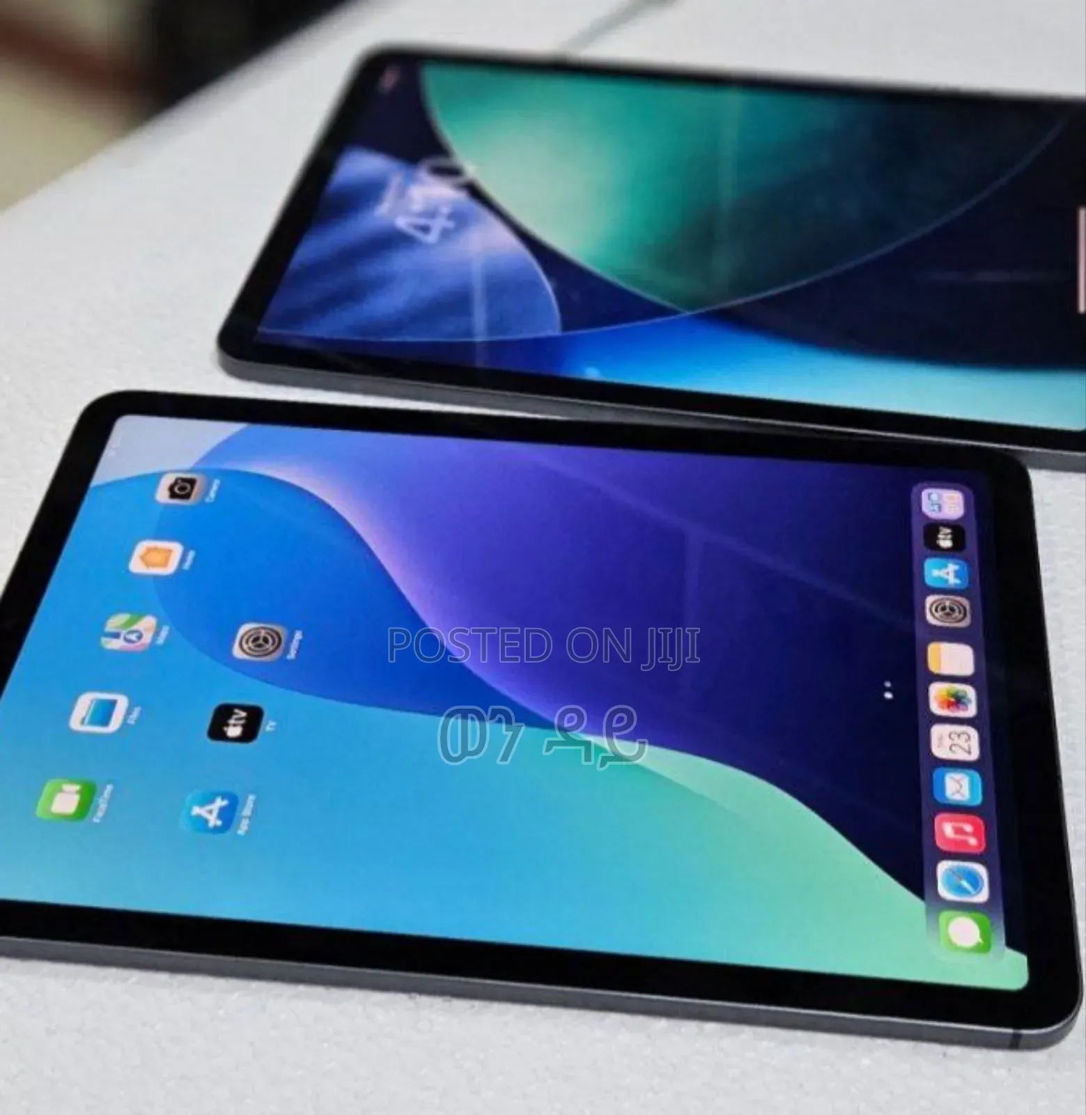 New Apple iPad Air 64 GB Gray