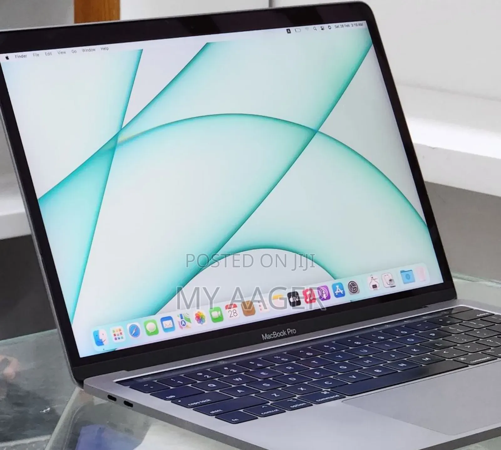 New Laptop Apple MacBook Pro 2019 16GB Intel Core i7 SSD 128GB