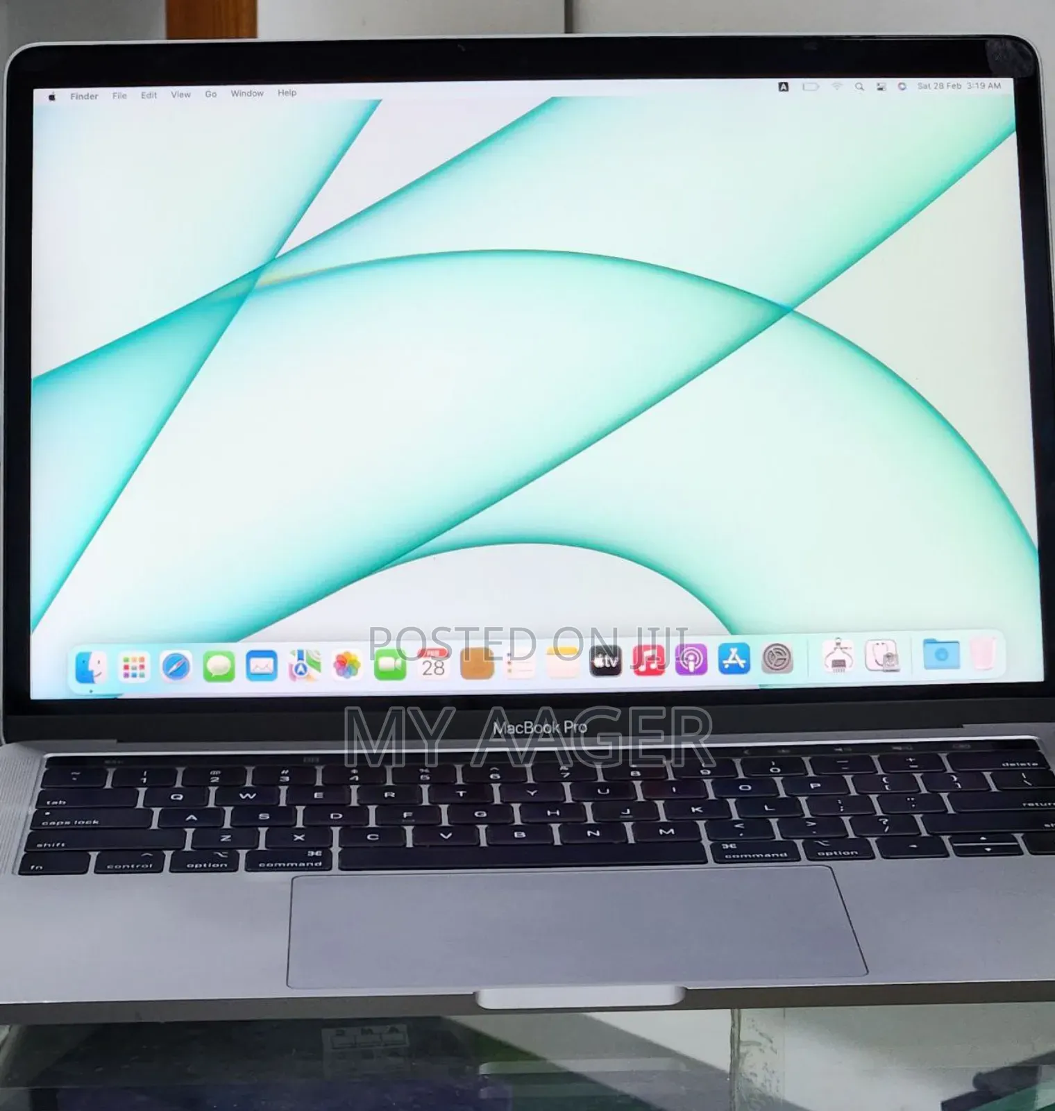 New Laptop Apple MacBook Pro 2019 16GB Intel Core i7 SSD 128GB