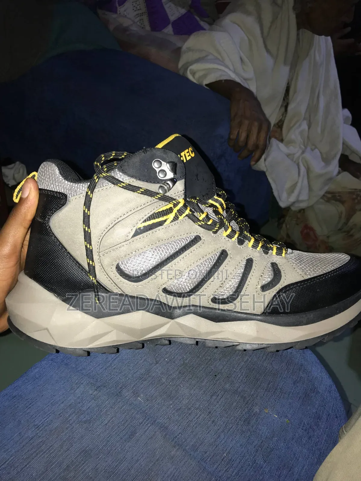 Hi-Tek Hiker Shoe 45 Kutr From