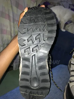Hi-Tek Hiker Shoe 45 Kutr From