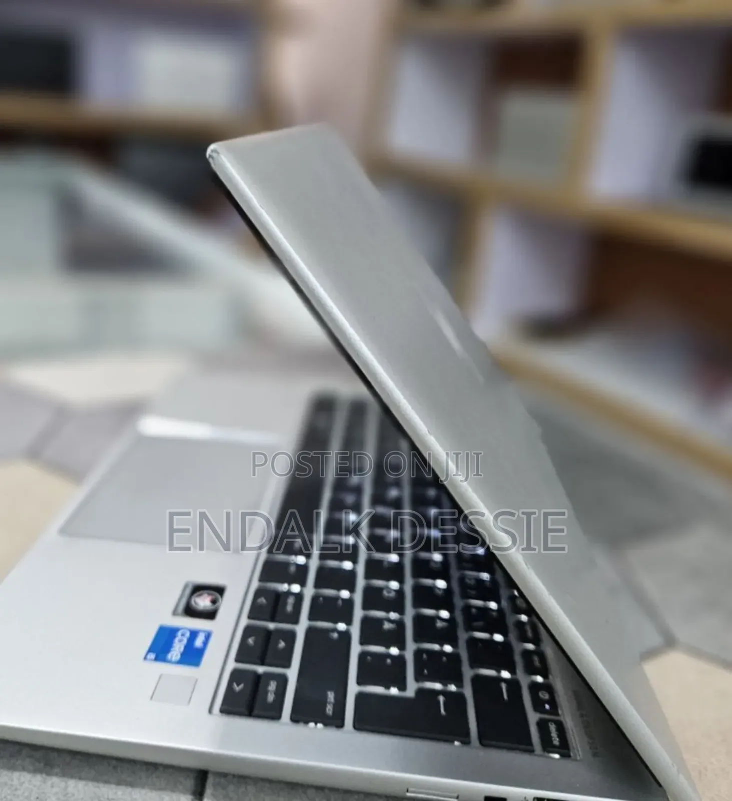 New Laptop HP EliteBook 830 G9 16GB Intel Core i7 SSD 512GB