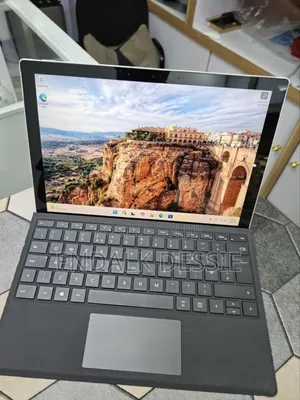 New Laptop Microsoft Surface Pro 7 16GB Intel Core i7 SSD 256GB