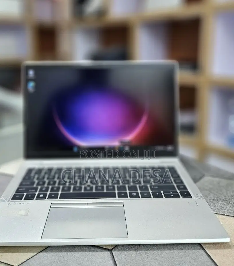 New Laptop HP EliteBook 845 G8 16GB AMD Ryzen 5 SSD 512GB